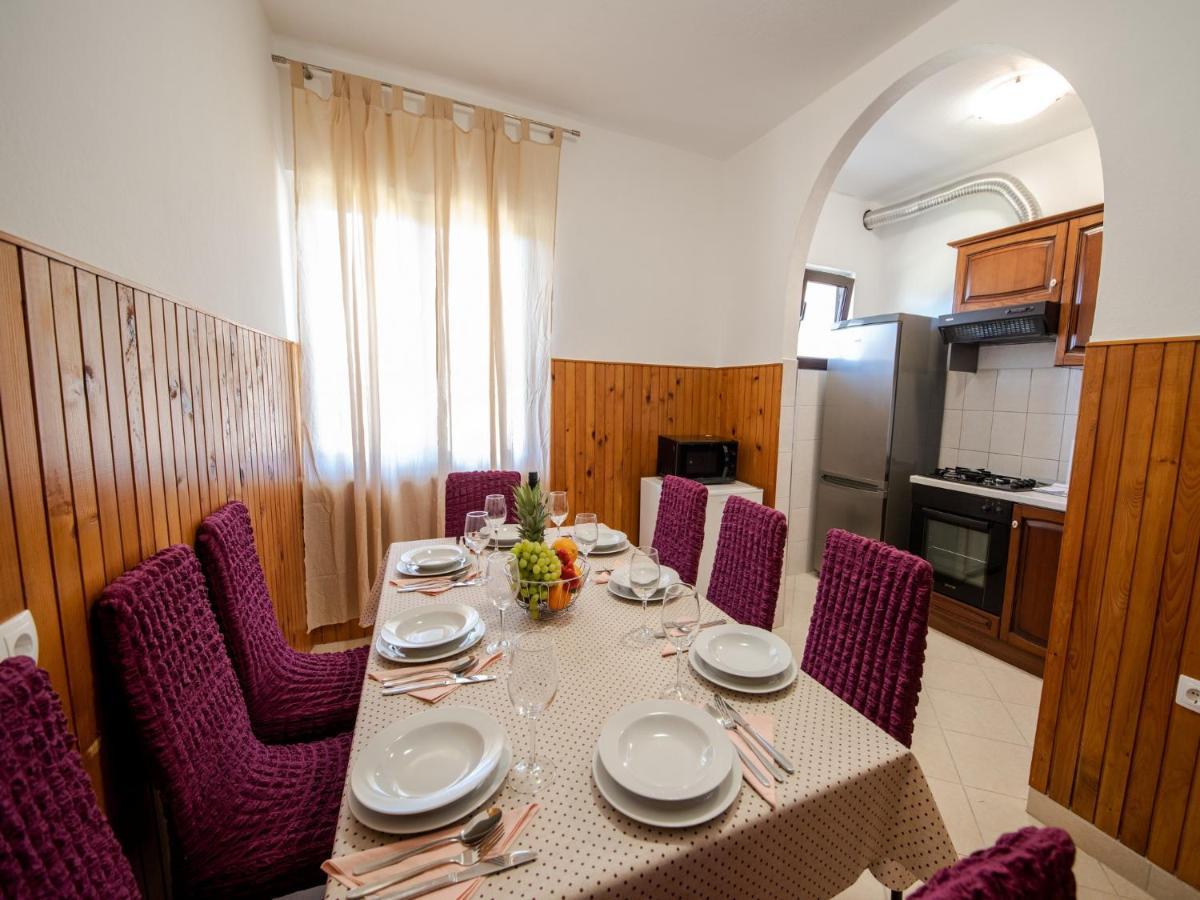 Apartments Zora Seline Ngoại thất bức ảnh