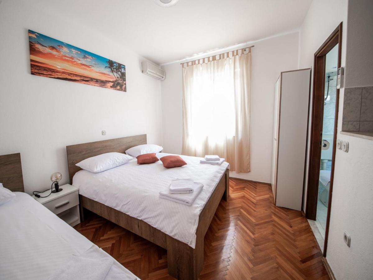 Apartments Zora Seline Ngoại thất bức ảnh