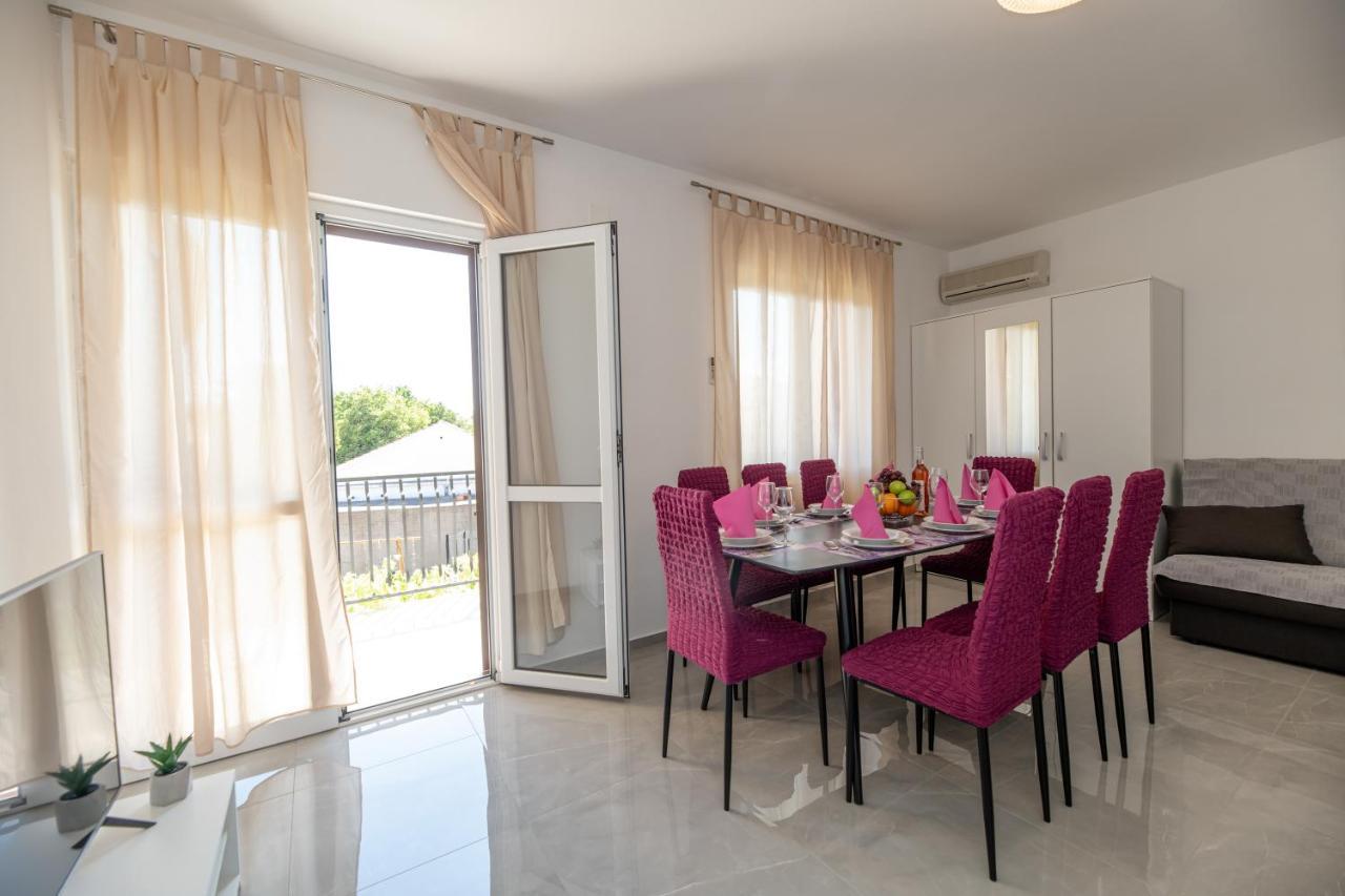 Apartments Zora Seline Ngoại thất bức ảnh